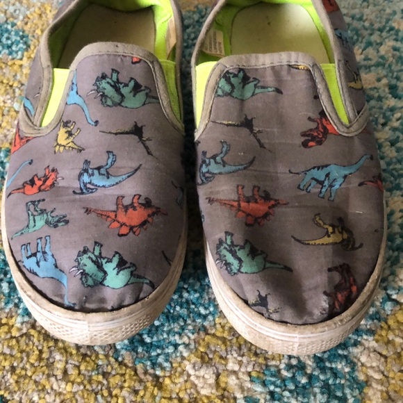 🧜🏼‍♀️3 for $15 item!🧜🏼‍♀️ dinosaur slip ons - Picture 2 of 3